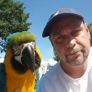 Meet your Posher, Thomas